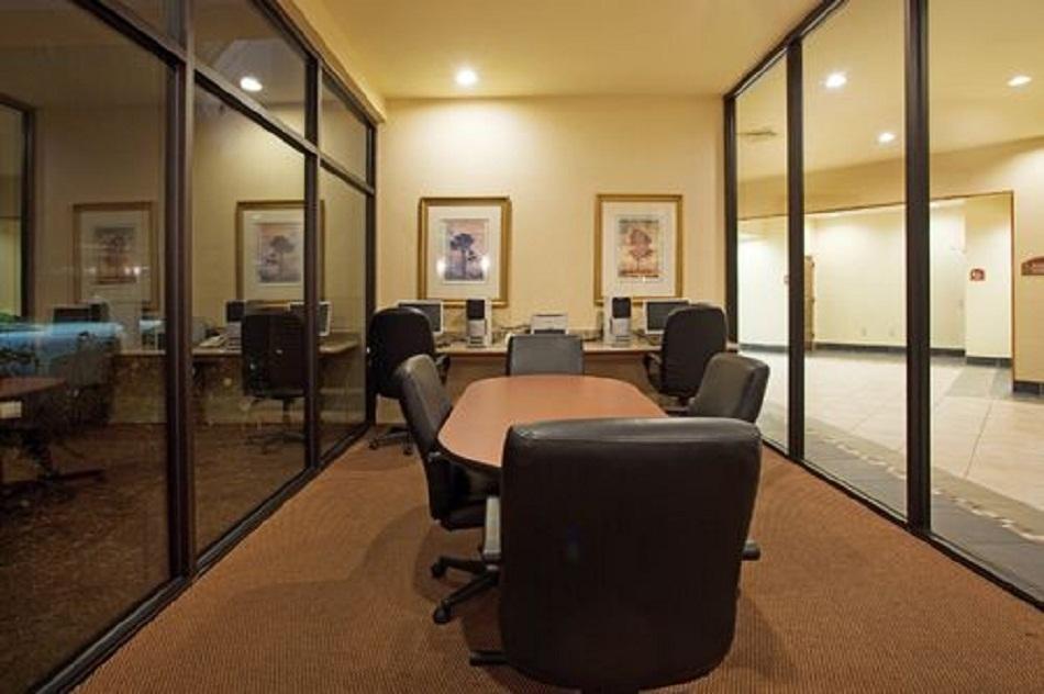 Ramada Inn Lafayette Conference Center エクステリア 写真
