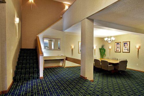 Ramada Inn Lafayette Conference Center インテリア 写真